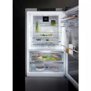 Réfrigérateur combiné	LIEBHERR	CBNstc778i BioFresh